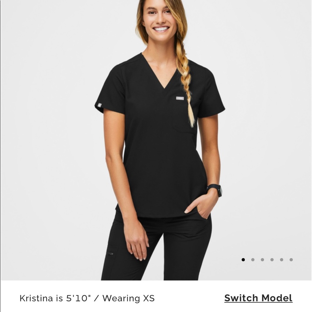 Figs top and bottom description and size in the cover shots. Great condition